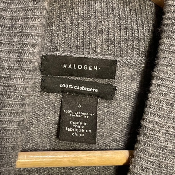 Cashmere Gray Turtleneck Women's Sweater top - Picture 5 of 7